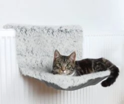 Trixie Radiator Hangmat Harvey Langhaar Pluche / Velours Wit Zwart - 45X31X26 CM 7 Trixie Radiator Hangmat Harvey Langhaar Pluche / Velours Wit Zwart - 45X31X26 CM -Kattenbenodigdheden Winkel 1200x1011 1