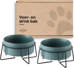 GIZMO 2x Voerbak Kat - 400 Ml - Groen - Keramische Drink- & Voerbakken Met Standaard - 13 Cm - 2 Stuks 21 GIZMO 2x Voerbak Kat - 400 Ml - Groen - Keramische Drink- & Voerbakken Met Standaard - 13 Cm - 2 Stuks -Kattenbenodigdheden Winkel 1200x1109 3
