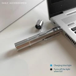Merkloos Laserpen - Daily Accessoires - USB Oplaadbaar - Kattenspeeltjes - Laserlampje - 7 Verschillende Standen - RVS Zilver - Zaklamp - UV Lamp – Kattenspeelgoed -Kattenbenodigdheden Winkel 1200x1200 333