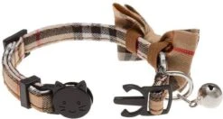 Kattenhalsband Ruit Met Strik | Halsband Kat | Kattenband | Kitten | Kattenbandje Met Veiligheidssluiting En Belletje | Kattenhalsbandje Met Strik In Dé Klassieke Beige Ruit -Kattenbenodigdheden Winkel 1200x640 1