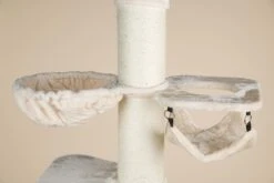 Krabpaal Plafondhoog Voor Grote Katten Maine Coon Tower Crown Crème Beige Van RHRQuality -Kattenbenodigdheden Winkel 1200x800 51