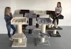 Krabpaal Voor Grote Katten Maine Coon Lounge Krabpaal - Beige - 60 X 60 X 120 Cm -Kattenbenodigdheden Winkel 1200x839 1