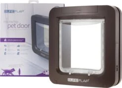 SureFlap Microchip Huisdierluik L - Bruin - 18 X 17 Cm -Kattenbenodigdheden Winkel 1200x869 2